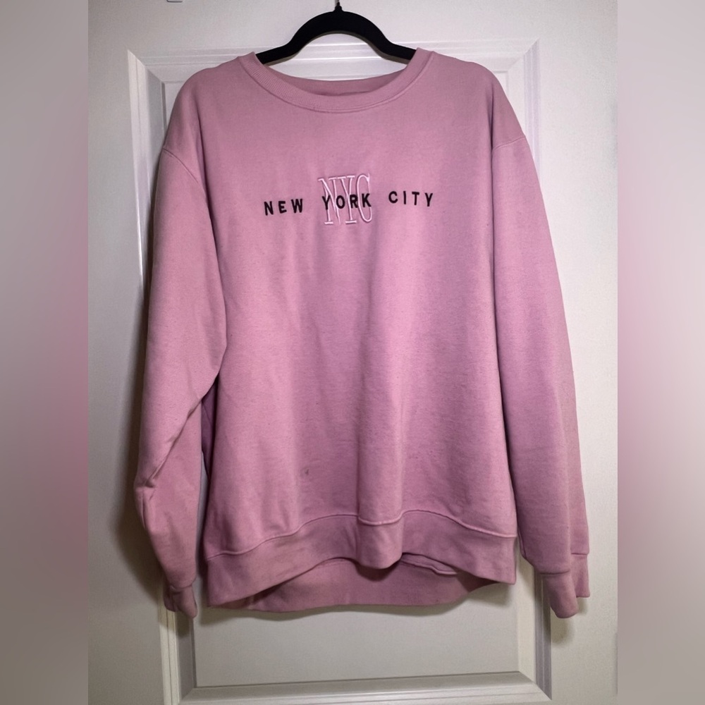 New York City Embroidered Sweatshirt